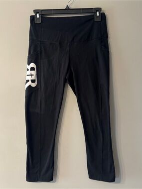 Reworked Revival | Black Capri Leggings with White Side Graphic | M